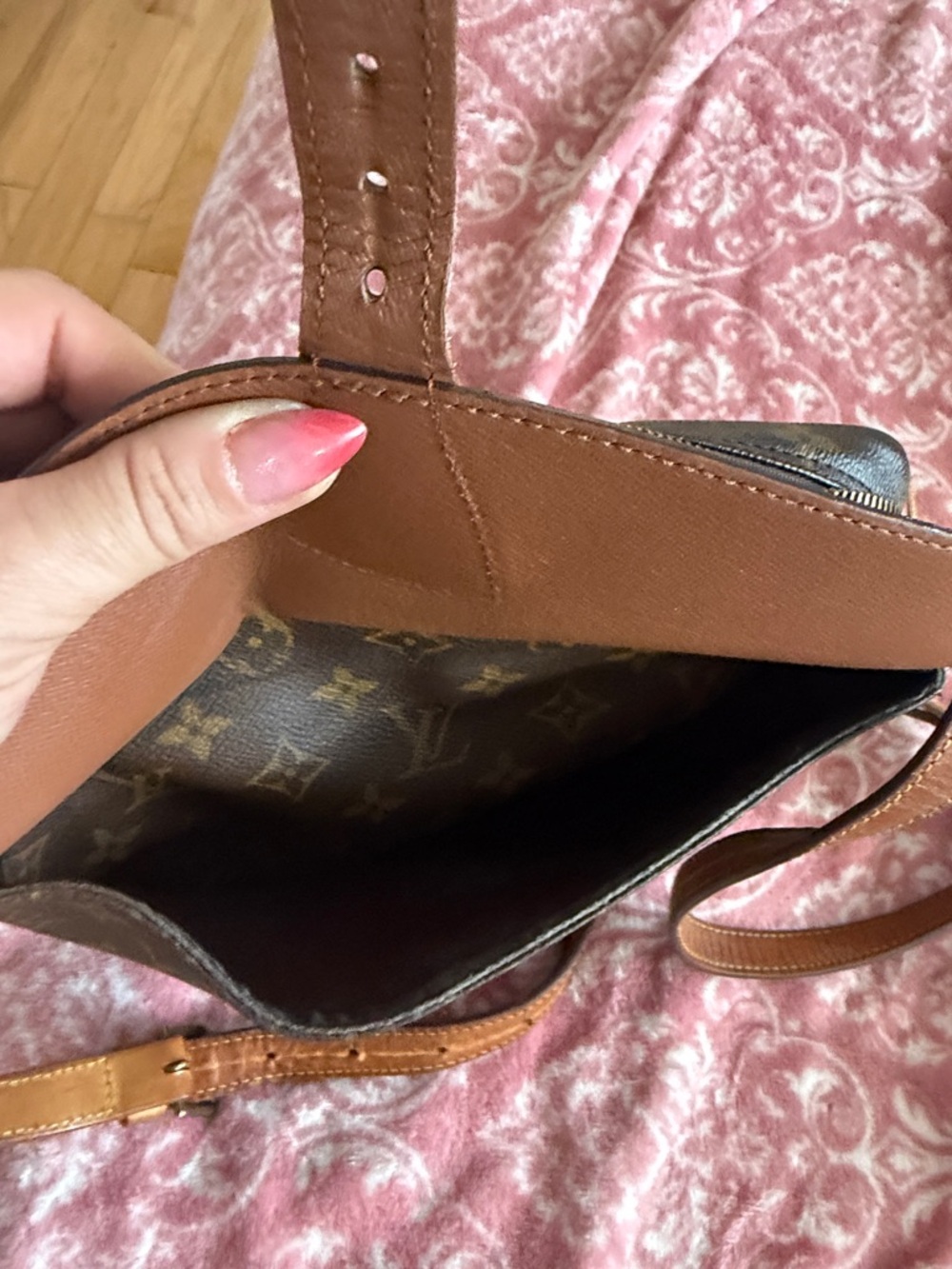 Louis Vuitton Monogram Juene Fille - Picture 8 of 11